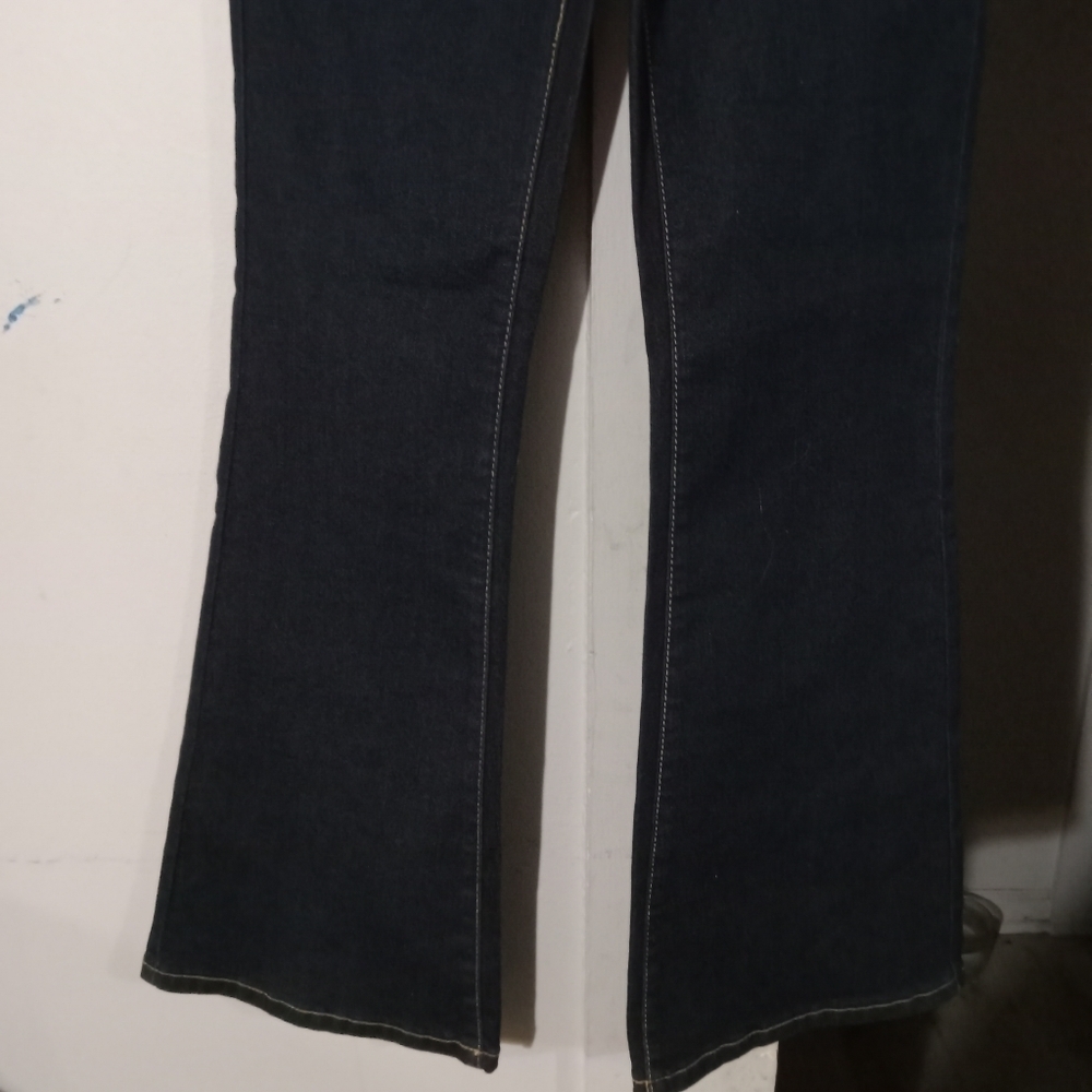 Justfab NWT ladies boot cut blue jeans. Size 28X32 - Picture 6 of 9